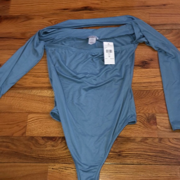 Fashion Nova Tops - Fashion Nova bodysuit size Medium